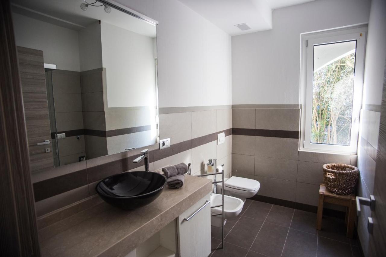 Appartement Casa Sophia à San Felice del Benaco Extérieur photo